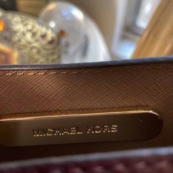 Women purse.. - Picture 5 of 5